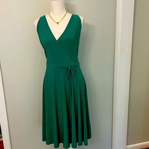 Stunning green halter style cocktail dress!